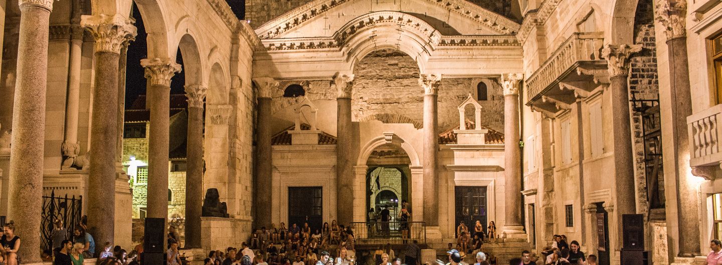 Split Peristil 2 Hotel Eden Split Croatia